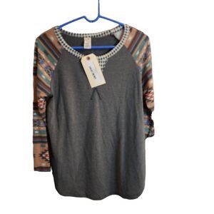 7th Ray NWT Tribal Print Super Soft Long Sleeve Size Extra Large Top
